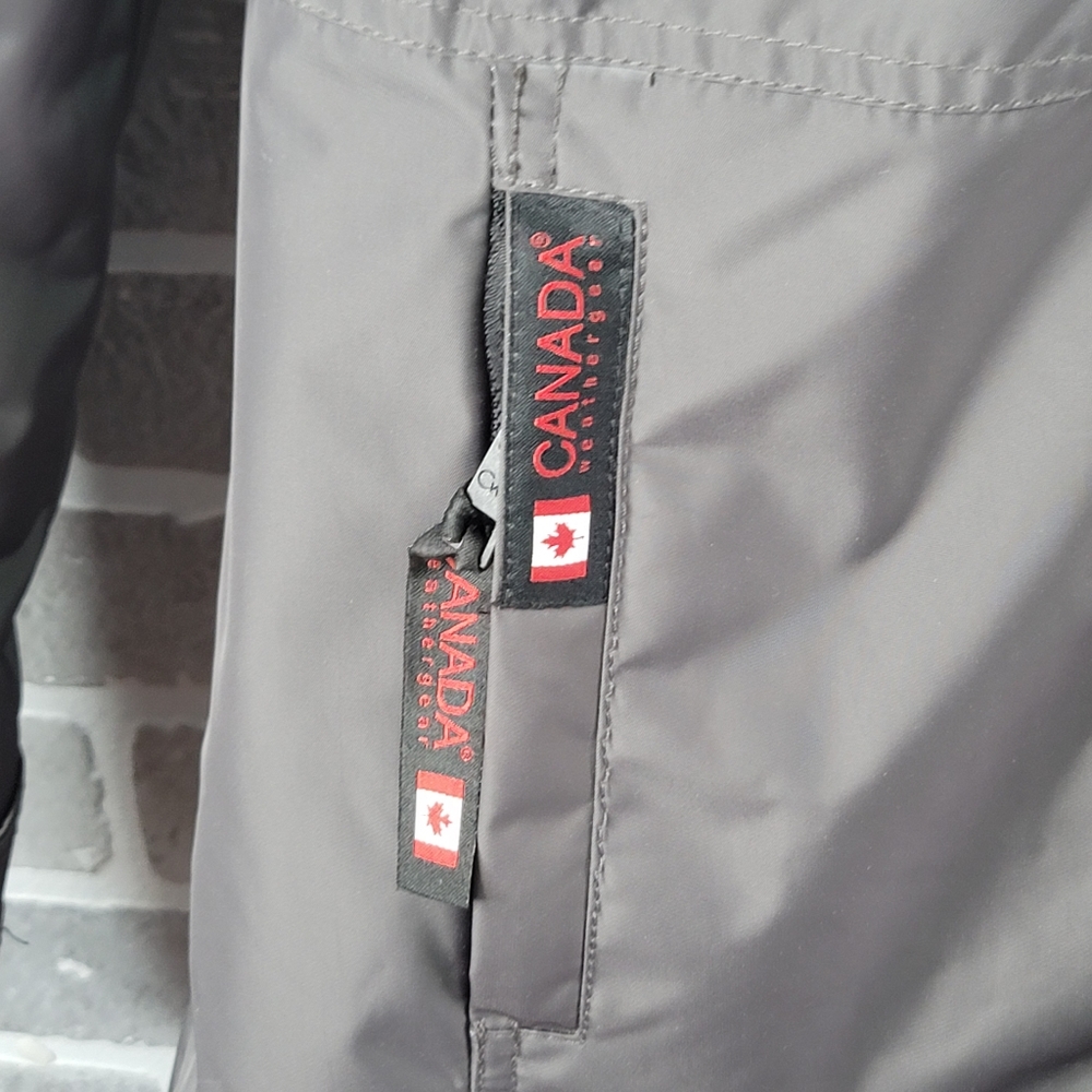 Canada Weathergear Cold Weather Snow Coat With Removable fur Trim Women's S NWT - Picture 6 of 16